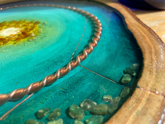 Harmonizer Ocean – naturalny kamień z Pierścieniem Tensorowym Święty Kubit